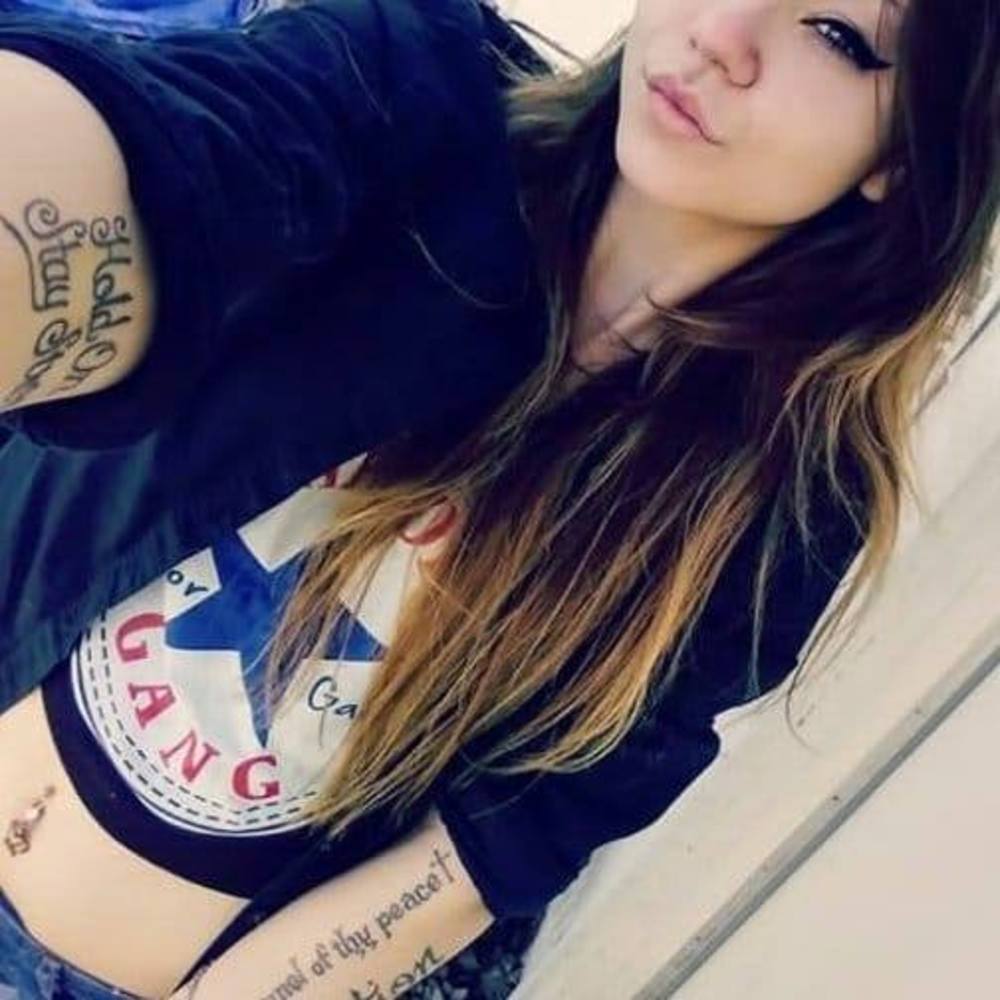 Meet your Posher, Ollivia